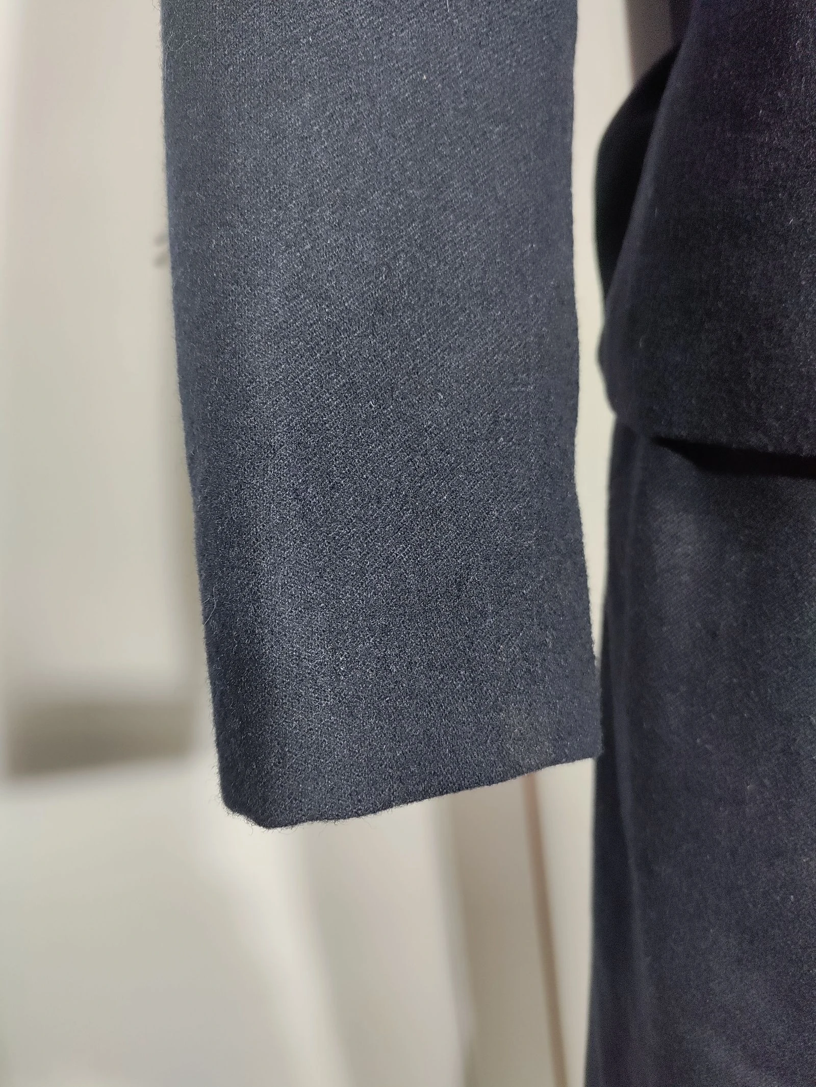 Traje vintage Greta Madrid azul marino/negro con cuello y botones de terciopelo • Talla 44 – photo 3